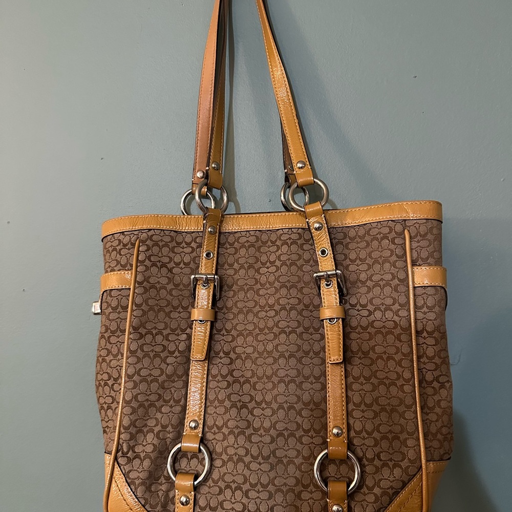 Coach Brown and Tan Tote Bag - Picture 3 of 8
